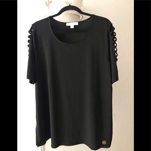 Michael Kors Cutout Top ⭐️